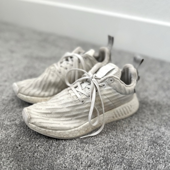 Adidas NMD White size 7 - Picture 3 of 3